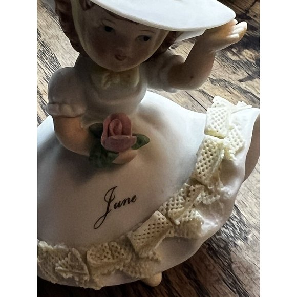 Kelvin 1963 Month Of June Bloomer Girl Figurine Signed 4” Delightful - Picture 8 of 9